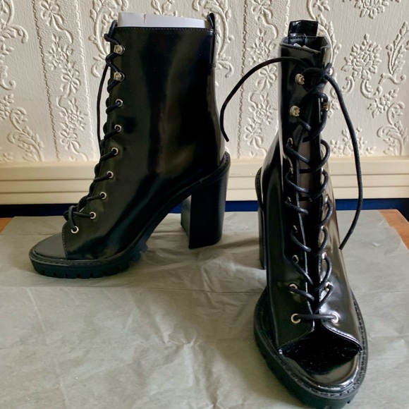 NWOT ASOS DESIGN Emma Black Peep Toe Chunky Lace Up Boots Sz: 7 - Picture 5 of 5